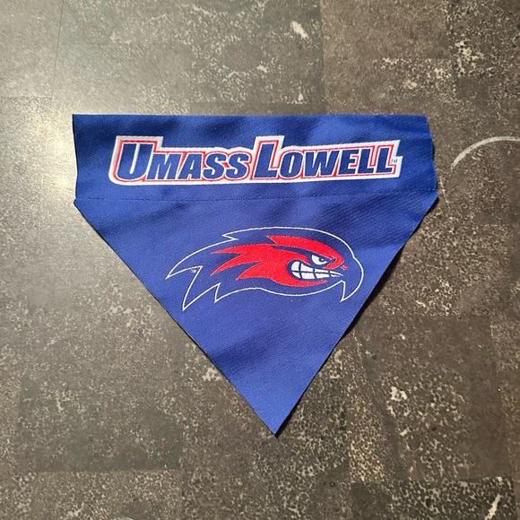 UMASS Lowell Dog Collar Attachment - Picture 1 of 2